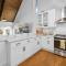LuxurySpaciousCottage/FencedYard/DetachedBonusRoom - ليك أروهيد