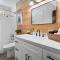 LuxurySpaciousCottage/FencedYard/DetachedBonusRoom - ليك أروهيد
