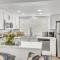 3bed 3bath blocks to the beach and bay in PB - San Diego