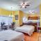 Scenic Studio with Dock Access in Fayetteville! - Фейетвилл