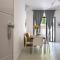 Urban Oasis with Patio for 5 guests - reserved parking - Termini - Rzym