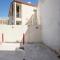 Urban Oasis with Patio for 5 guests - reserved parking - Termini - Rzym