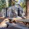 Grill and Beach Access Cabin in Tahoe Vista! - تاهو فيستا