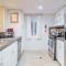 AWESOME 3BR 1 Block To Ocean Fast WIFI C1 - Newport Beach