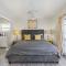 118 Emerald Ave B
