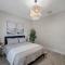 Large 5 bd home close to Beaches - Parrish