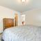 Lakefront Gem with Deck and Grill in Shelton - شيلتون