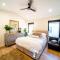 Pool 4BR 3BA Sleeps 8 w Patio Grill by Austin Vacay - أوستن