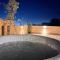 Boho Getaway with Pyramids View & Jacuzzi - Giza
