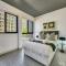 Modern, secure, spacious, L/shedding free-pool Modern, secure, spacious, L/shedding free-pool
