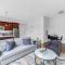 20 MIN to Manhattan! 2BR Luxurious Comfy & Spotless - Newark