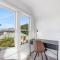3 Bedroom House - Free Parking