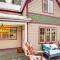 13 Mi to Skiing Downtown Wallace Home with Deck - والاس