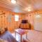 Rustic Cabin on Farm about 4 Mi to Kentucky Lake! - New Concord