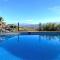 Ground floor apartment, with spectacular pool in rural holiday park FINCA EL MORALEJO