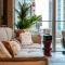 Modern 1-Bedroom Apartment in Downtown Dubai near Dubai Mall & Burj Khalifa