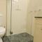 Stunning Darling Harbour View Apartment & Parking