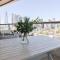 Stunning Darling Harbour View Apartment & Parking