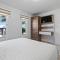 NEW 5BR Villa w Man Cave PALM BEACH