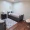 Spacious Private Retreat minutes from Attractions - غراند براري
