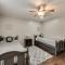 Spacious Private Retreat minutes from Attractions - غراند براري
