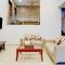 ELIVAAS Irene Jade 3 BHK with Pvt Pool & Balconies - 罗纳瓦拉