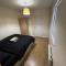 Derby spacious room studio in city centre