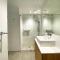 Modern 2BR Apt Adelaide CBD with Pool-Gym-BBQ - 阿德莱德