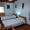 Traditional House with Loft -Michalis House in Kouramades-