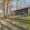 Cottage Inn The Woods -- Pond, Pet Friendly, Grill, Wifi, Fire Pit, Deck, Screen Porch, Fireplace, Private