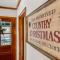 Cottage Inn The Woods -- Pond, Pet Friendly, Grill, Wifi, Fire Pit, Deck, Screen Porch, Fireplace, Private