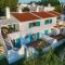 Recently renovated 4 bdr Villa with ocean views - 阿尔沃尔