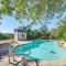 5 Mi to Dtwn Dripping Springs Cabin with Jacuzzi! - Dripping Springs