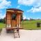 Charming Holiday Home with Private Pool - Hautefort