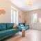 Charming Holiday Home with Private Pool - Hautefort
