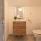 Charming Holiday Home with Private Pool - Hautefort
