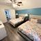 Contemporary 2-BR cottage, 2 Blocks to Beach - ميرتل بيتش