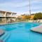 Travelodge by Wyndham Monterey Bay