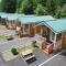 Packwood Lodge & Cabins