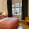 Für Gruppen und Familien - große Ferienwohnung Nähe Stadtpark, 4 Schlafzimmer, 2 Bäder, Terrasse, Parkplatz