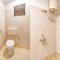 FabExpress Golden Suites - Nr Park Circus 7 point
