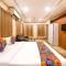 FabExpress Golden Suites - Nr Park Circus 7 point