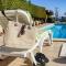 H&O SUNRISE VILLA IN Coral Bay!