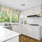 KozyGuru Glen Waverley Family Home & Backyard