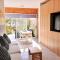 H&O Danaos Sea Breeze Apartment