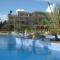 H&O Limnaria Elegance Pool View Apartment