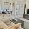 H&O Boulevard Breeze APARTMENT!