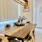 H&O Boulevard Breeze APARTMENT!