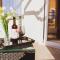 H&O Boulevard Breeze APARTMENT!
