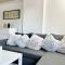 Ground Floor Apt with a Pool and Terrace